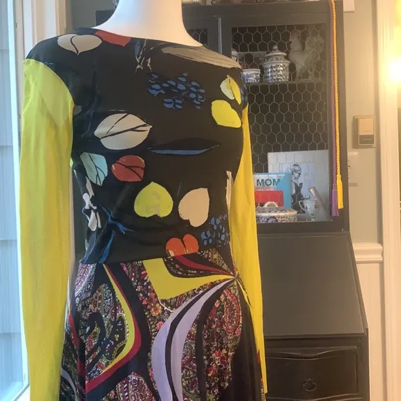 Petit Poi’s by Viviana G Dress NWOT never worn long dress Size S