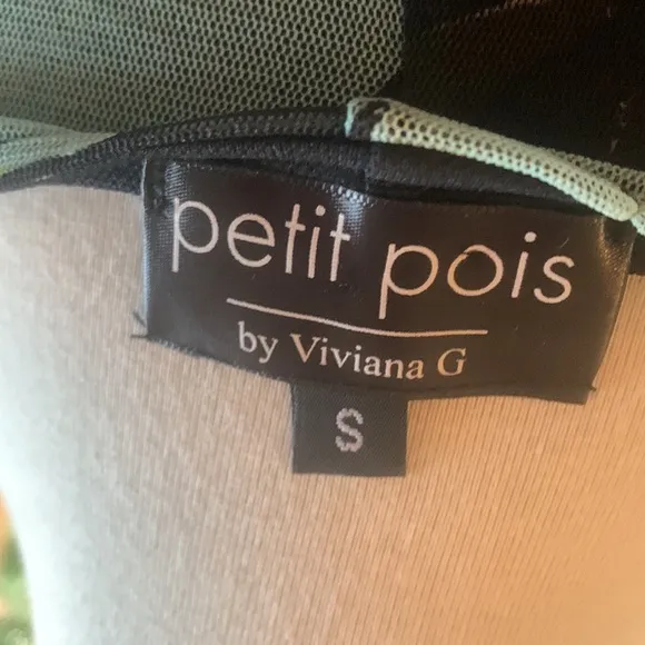 Petit Poi’s by Viviana G Dress NWOT never worn long dress Size S