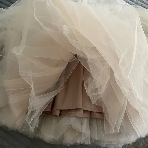 Petite Maison Coco - Caramel Tulle dress! 3 T.