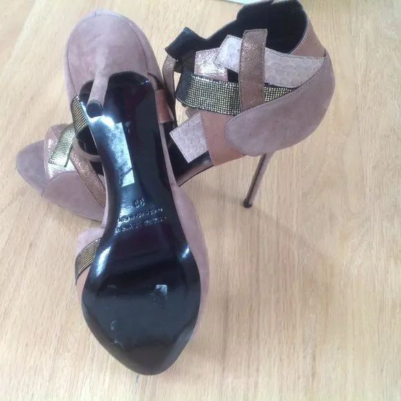 Pierre Hardy NWB heels sandals blush gold leather