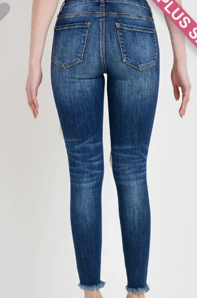 Plus Size distressed skinny Jeans
