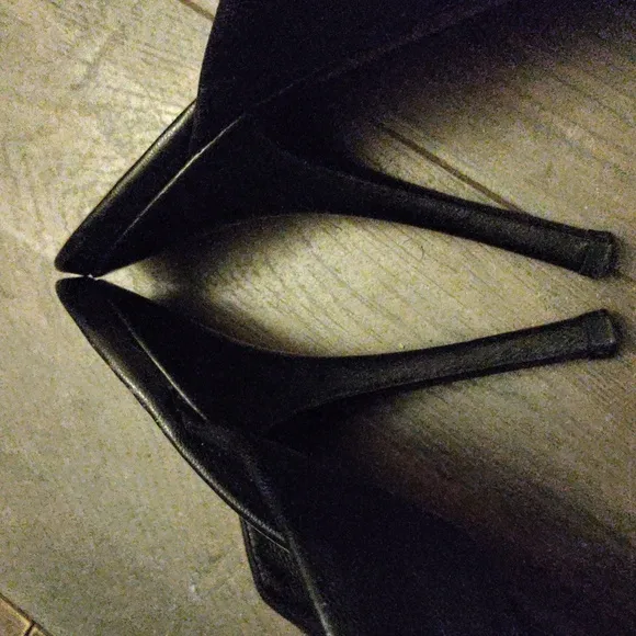 Prada Black Leather Knot Heel Sandals