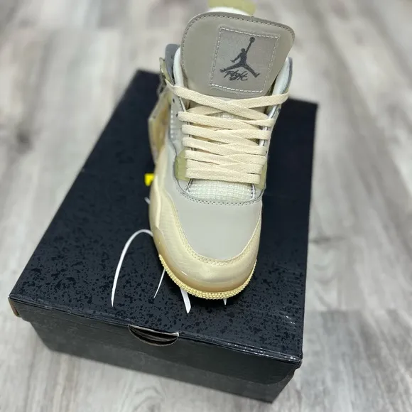 “Premium Quality Sneakers – Brand New &amp; Best Price!”