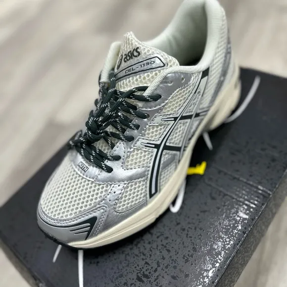 “Premium Quality Sneakers – Brand New &amp; Best Price!”