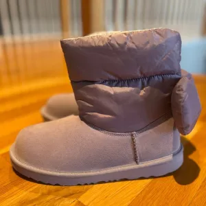 Purple and grey kids boots