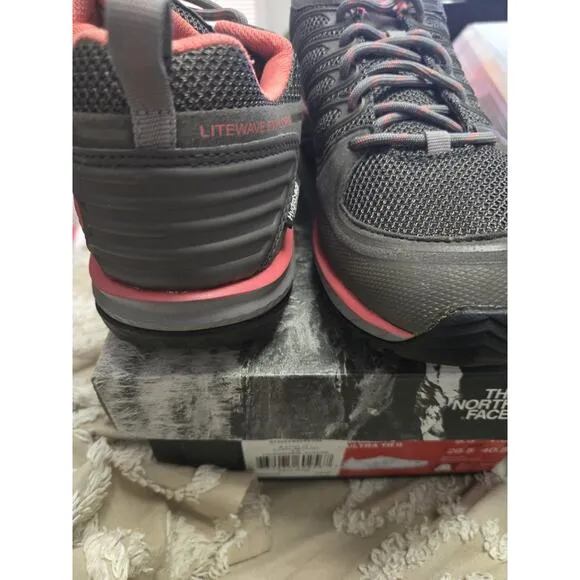 Rare North Face Women Trail Hiking Shoes Size 9.5 Hydroseal WP Litewave Explore
