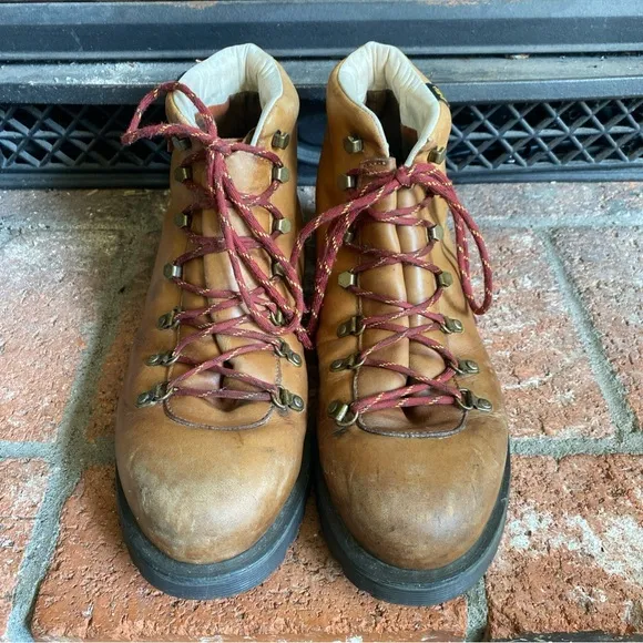 RARE! Vintage Dr. Marten Brown Leather Mountaineering Hiking Boots SZ 10.5 MENS