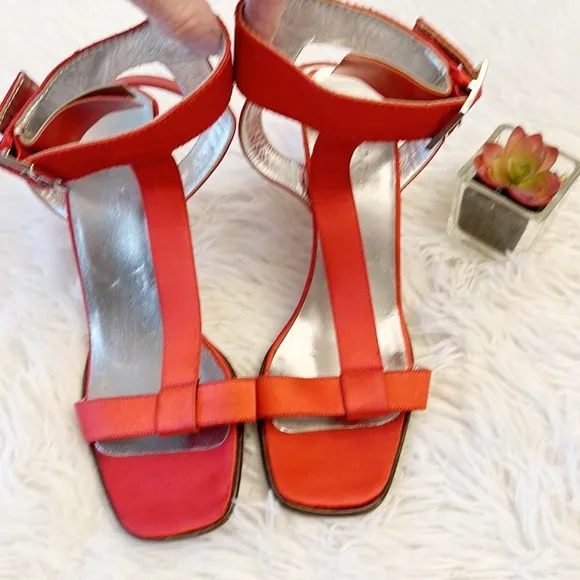 RARE VINTAGE MaxMara Red Satin Ankle Cuff Stap Buckle Sandals Heels women Sz 38