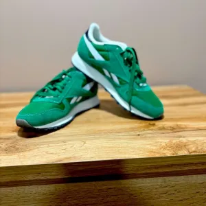 Reebok  Men's Human Rights Now Movement Sneakers size 6.5  also fits women 7.5