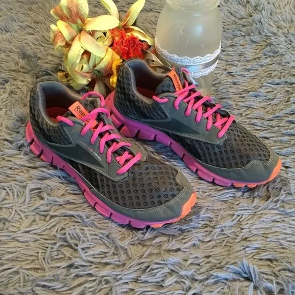 Reebok Women’s RealFlex Running Shoes Sz 7 1/2
