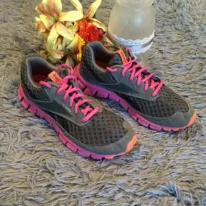Reebok Women’s RealFlex Running Shoes Sz 7 1/2