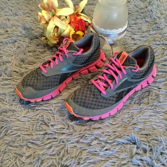 Reebok Women’s RealFlex Running Shoes Sz 7 1/2