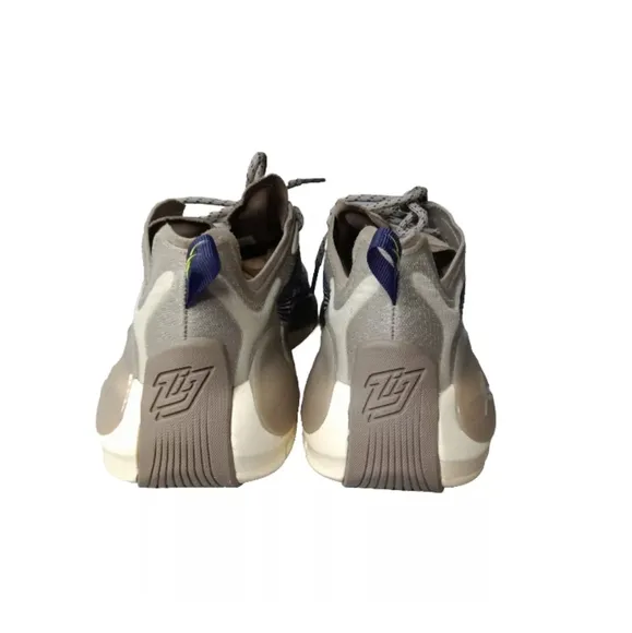 Reebok Zig Kinetica II Boulder Grey Dark Orchid  White Running Shoes Men's 9.5