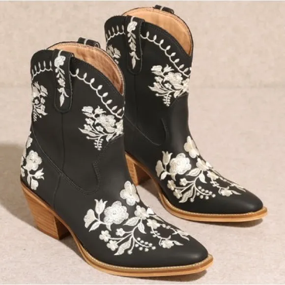 Restock MIIM CAROLINE Black Fx Leather Embroidered Western Heeled Cowboy Boots