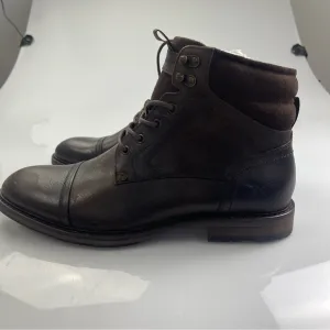 Rodd &amp; Gunn men’s boots size 45