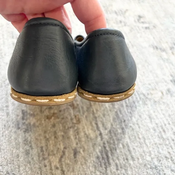 SABAH Leather Loafers Size 39 or 7/7.5 Classic Minimalist Lagenlook Casual