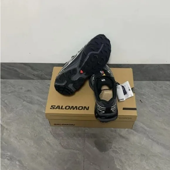 Salomon XT-6 Running shoes
