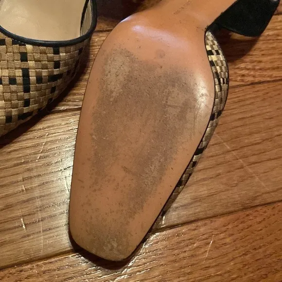 Salvatore Ferragamo beige/black woven slingbacks Narrow #quietluxury