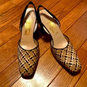 Salvatore Ferragamo beige/black woven slingbacks Narrow #quietluxury