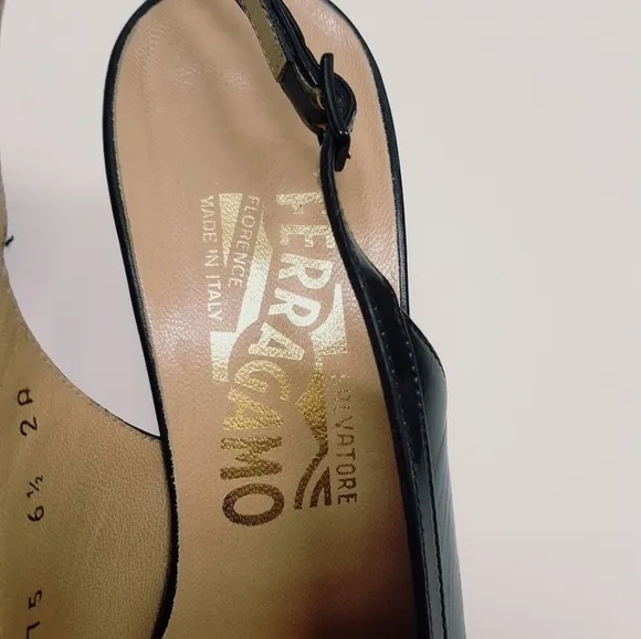 Salvatore ferragamo leather heels