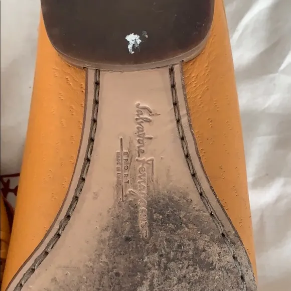 SALVATORE FERRAGAMO | Yellow Leather Mules Sz 7.5B
