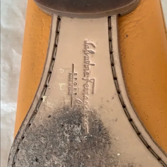 SALVATORE FERRAGAMO | Yellow Leather Mules Sz 7.5B