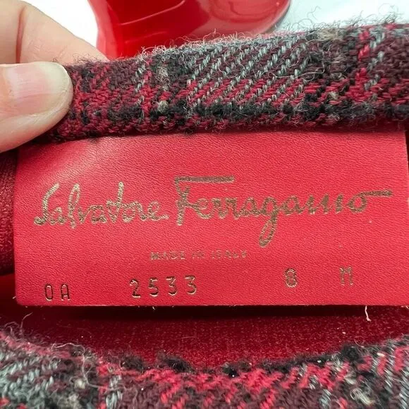 Salvatore Ferragamo Wellington Red Rain Boots Plaid Cuff Designer Display Sz 8