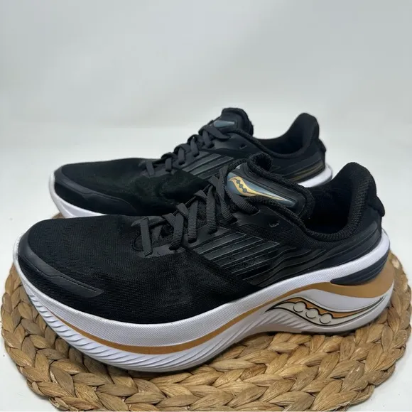 SAUCONY Endorphin Shift 3 Running Shoes Black Goldstruck Size 8 Men's