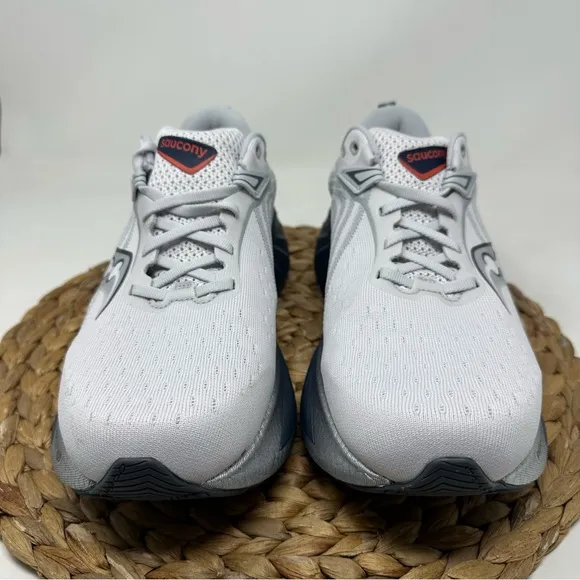 Saucony Triumph 22 Men's Running Shoes Cloud Navy Size 10.5 WIDE Men's