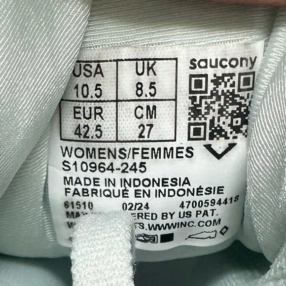 Saucony Triumph 22 Running Shoes White Foam Size 10.5 Women's