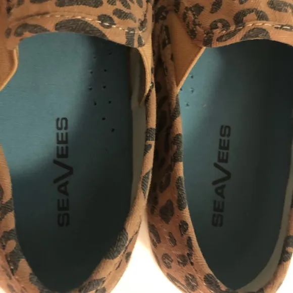 SeaVees Baja Slip On Leopard Men's Size 10