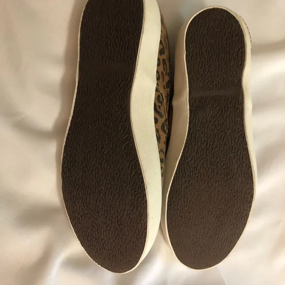 SeaVees Baja Slip On Leopard Men's Size 10