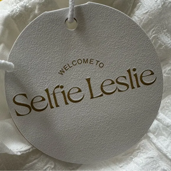 SELFIE LESLIE JANIE STRING TIE DETAIL RUFFLE HEM BABYDOLL DRESS WHITE
