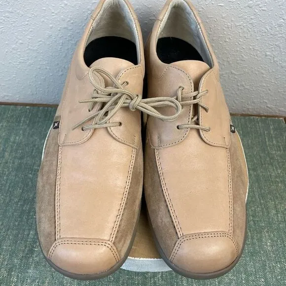 Sensible Leather Sneakers Size 7 EUC