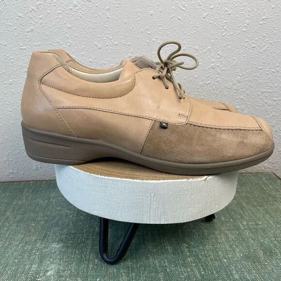 Sensible Leather Sneakers Size 7 EUC
