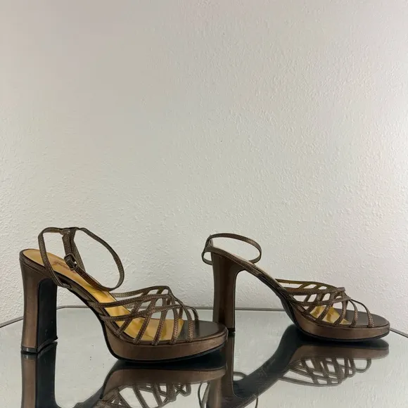 SEVENTEEN Vintage Y2K 90s Brown Ankle Strappy Chunky Block Heel Formal Sandals