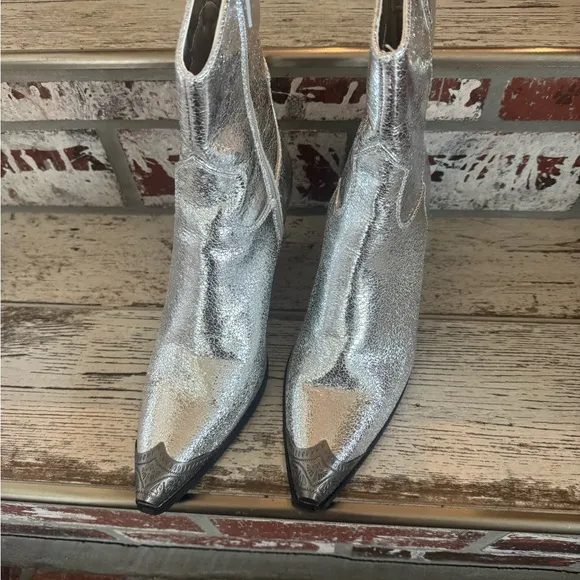 SILVER zip up ,reinforced designed metal square toe, boots- practically NEW: