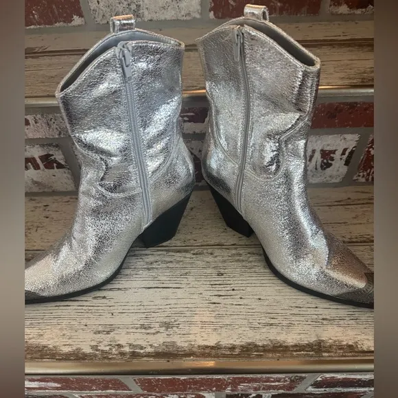 SILVER zip up ,reinforced designed metal square toe, boots- practically NEW: