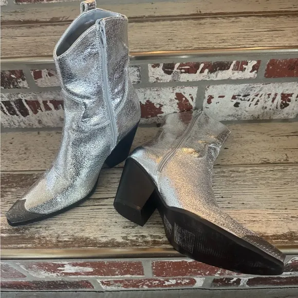 SILVER zip up ,reinforced designed metal square toe, boots- practically NEW: