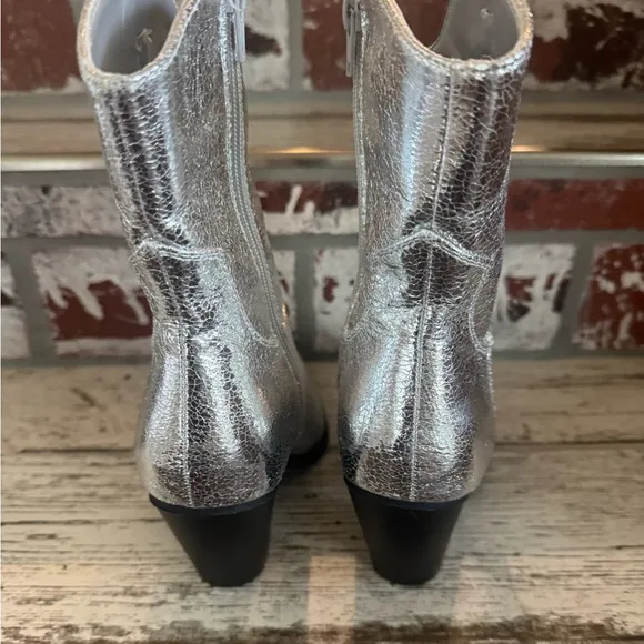 SILVER zip up ,reinforced designed metal square toe, boots- practically NEW: