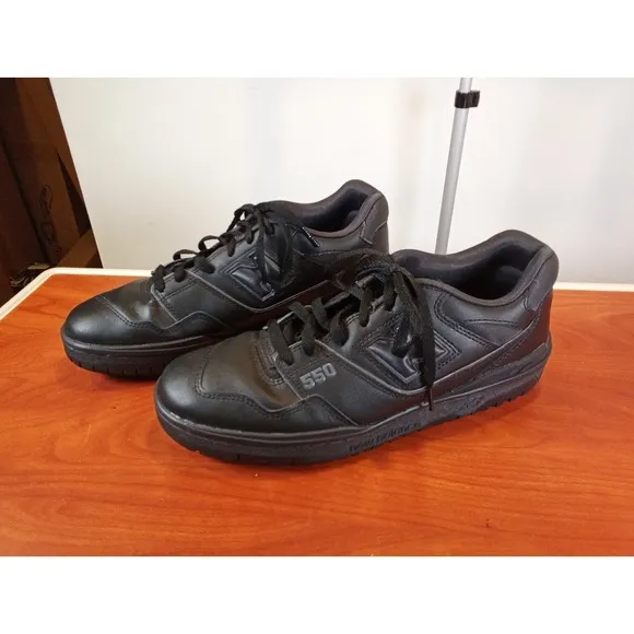 Size 10.5 - New Balance 550 Triple Black