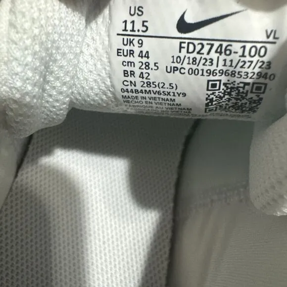 Size 11.5 -Nike Alpha Huarache Elite 4 Turf Women's Softball Shoes (FD2746-100)
