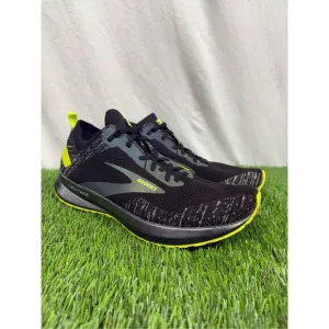 Size 12 Medium D Brooks Mens Levitate 4 Running Shoe Black~Nightlife