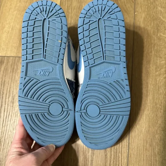 Size 5Y- Air Jordan 1 SE Low Washed Denim