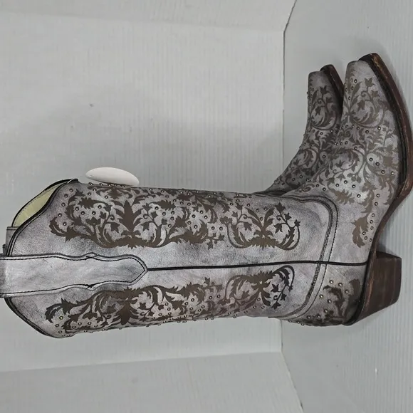 Size 6 Corral Studded Grey/Black Cowboy Boots Discontinued -6182