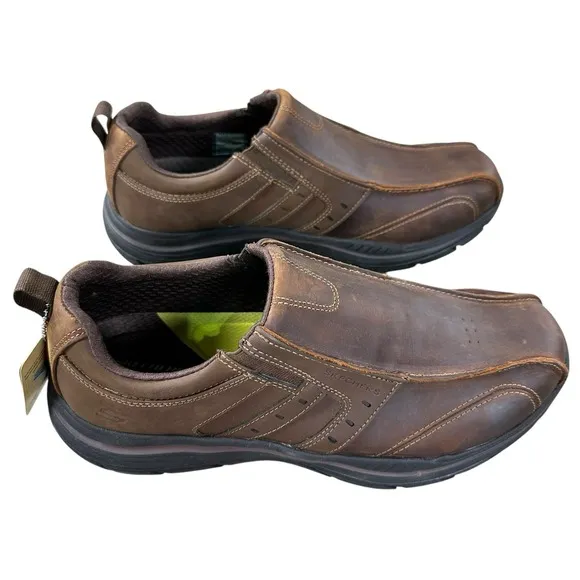 Skechers Mens Sz 10.5 EWW Leather Relaxed Fit Goga Mat Arch Casual Loafer Shoes