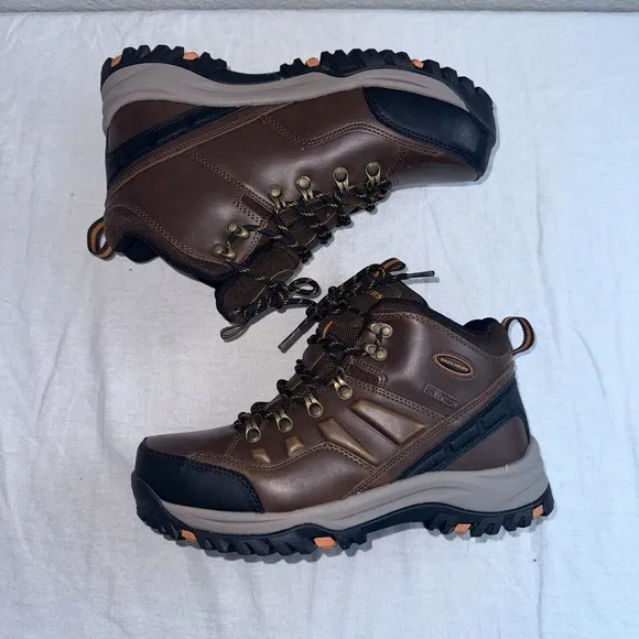 Skechers Relaxed Fit 65529 EWW Relment Traven Hiking Boots Mens 9 Brown Leather