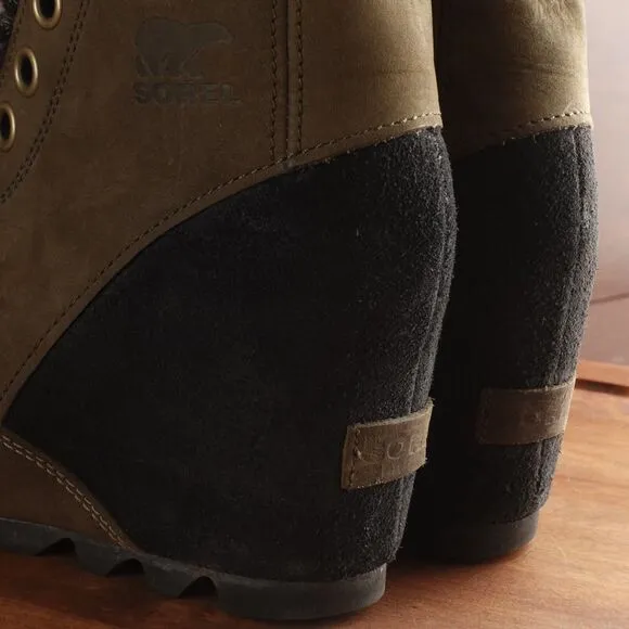 Sorel Boots Womens SZ 7 Green Joanie Sweater Wedge Leather Ankle Winter Casual
