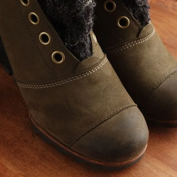 Sorel Boots Womens SZ 7 Green Joanie Sweater Wedge Leather Ankle Winter Casual