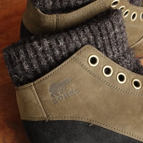Sorel Boots Womens SZ 7 Green Joanie Sweater Wedge Leather Ankle Winter Casual